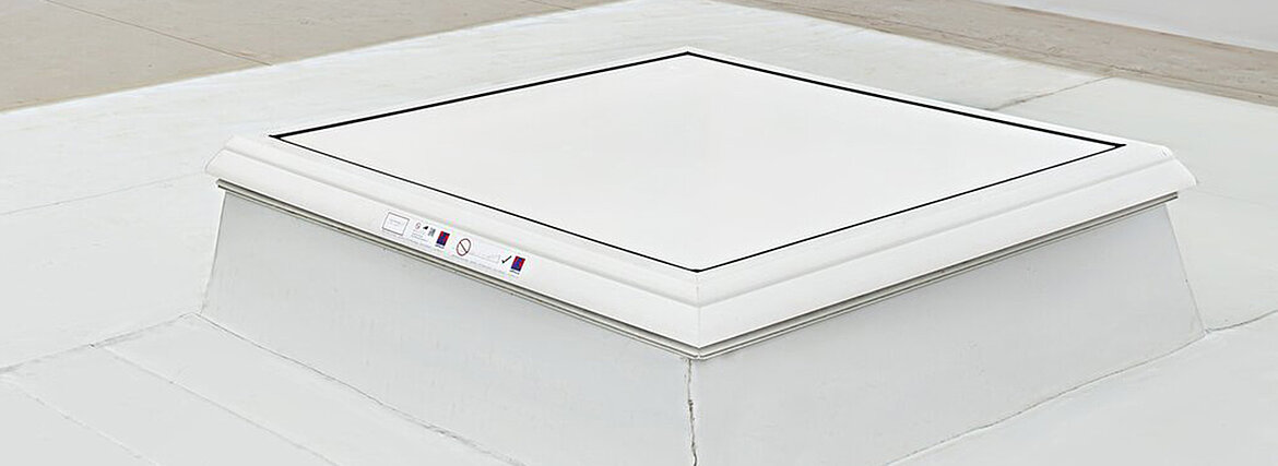 PVC Framed Certified Smoke Vent For Fire Safety | LAMILUX